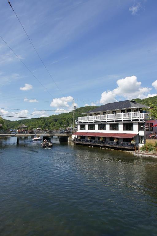 Serendipity B&B North Hatley Bilik gambar